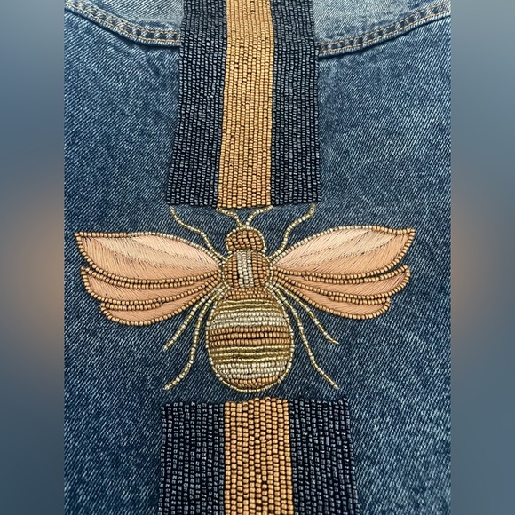 James Ascher Denim Jacket with Embroidered Bee- size M - Picture 5 of 6